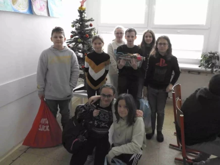 des9y5l87x832nr-313230302e2e38302e31