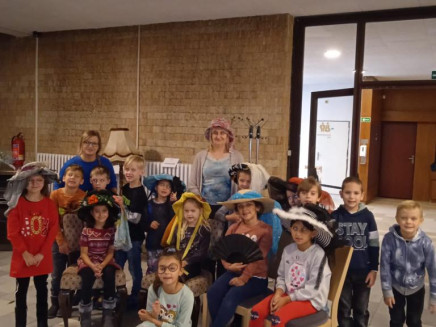 406604031_122151946718008251_1151976323676132173_n