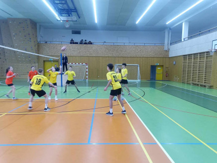 435732028_122180789300008251_4710673486698712557_n