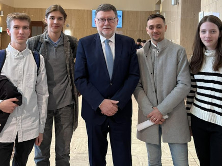 439959491_122185731392008251_7876545618438885052_n