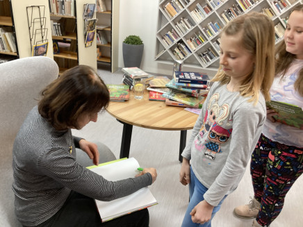 45D856B2-D658-4633-ABB3-2C62B72F1093