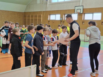 att.-dlbSKUbqGQVTeclcCTIao5IXmRZNrWjGYC2pbl5_TA