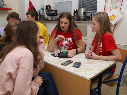 571112305_122287187912008251_1149592339055206131_n