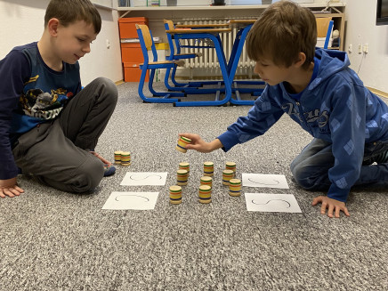 01570301-61B4-4010-BDAE-F12A99811686