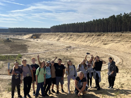 461639178_122216611814008251_4383127837624660607_n