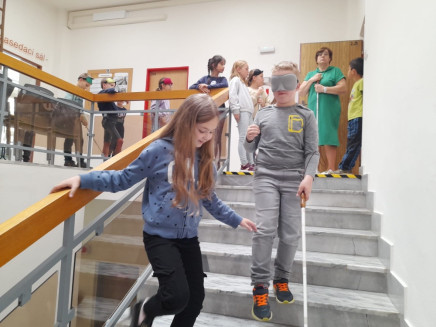 0d8960e0-6cc6-407c-9c3b-c22bbd70b4b7