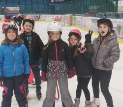 Bruslení na zimním stadionu