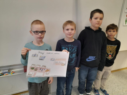 431543512_122177582576008251_4201472846905515940_n