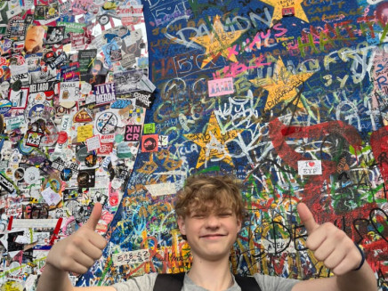 received_1469899570442342