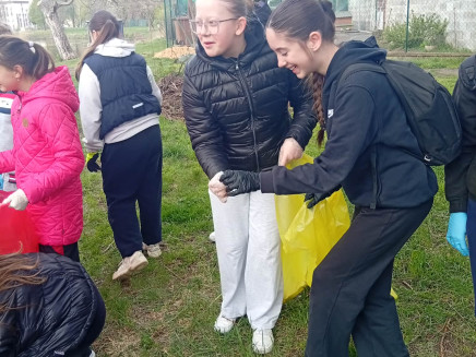 352ebe14-1abb-4bc9-8811-6b1e9b8dac39