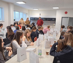 Exkurze do firmy Zlomek: Inspirativní setkání pro žáky 9. tříd