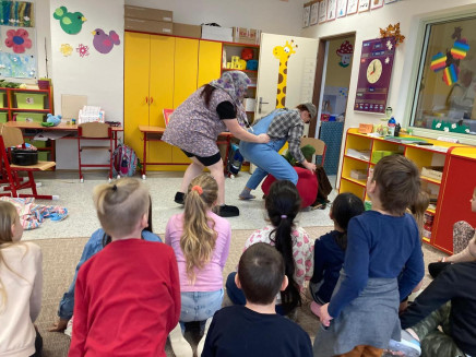 432321876_122174330384008251_402361523391726607_n