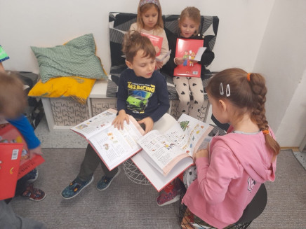 8a3b1571-3c25-4a80-bf3d-0e9e4dec722d