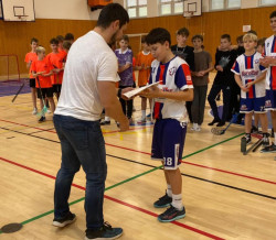 Okrskové kolo ve florbalu mladších žáků – vítězství našich borců!