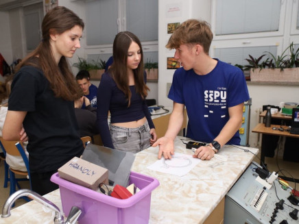 569350787_122287187852008251_3707238888588493260_n