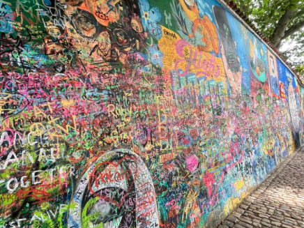 received_1784444921969977