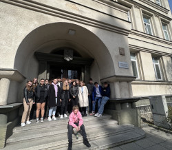 Návštěva soudních jednání