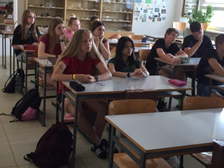 received_1288549585369307