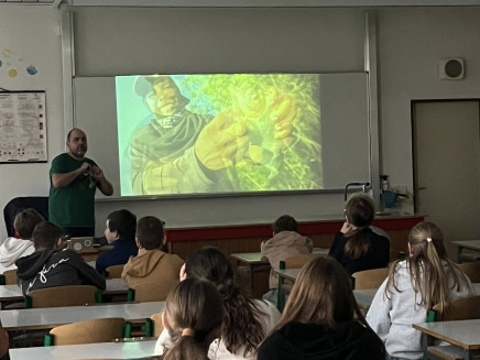 641501826_122304829040008251_6111988192857667635_n