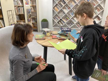 1A7AC0A2-F840-4062-9BDD-33B3AE0738B6