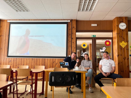 fe4dd169-d12f-451f-80cd-d8d0e6792f04