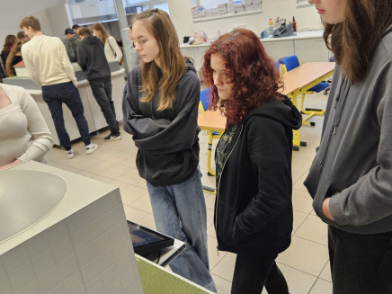 thumbnail_20231218_113717