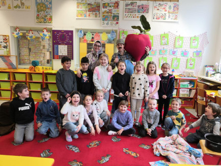 432276835_122174330504008251_5634468537620039230_n