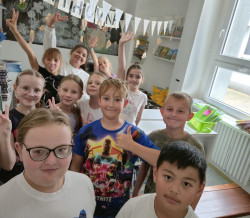 IV. A v naší školní knihovně