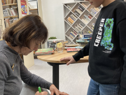 E00DCDB5-ED1F-4470-A5DD-BC47FF0548CA