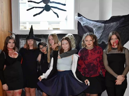 iukkgfzh44xim3s-313230302e2e38302e31