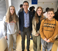 Setkání parlamentů ZŠ a SŠ JmK